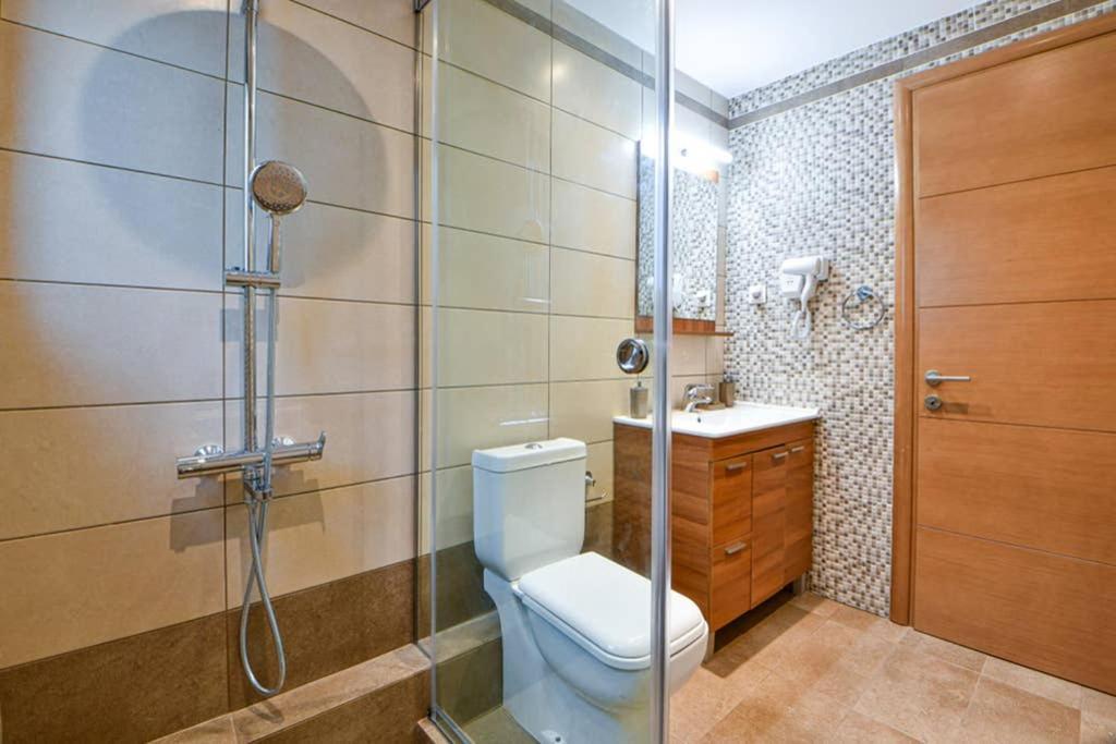 Modern Hospitality, With Private Garden, Athens Apartman Kültér fotó